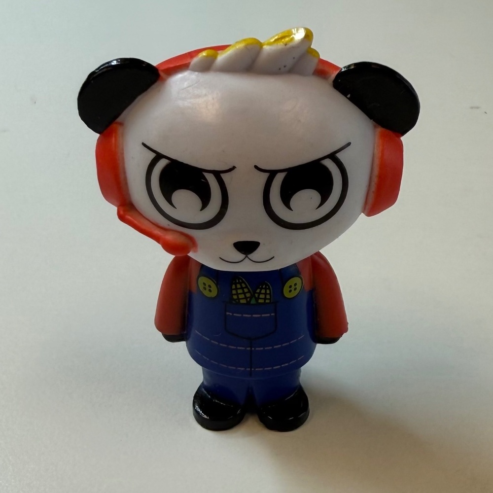 Ryans World Toy Mini Mystery Action Figure Collectables - Picture 7 of 16